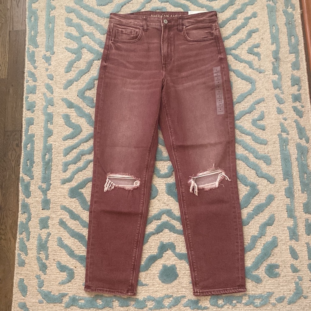 American Eagle Mom Jeans. NWT